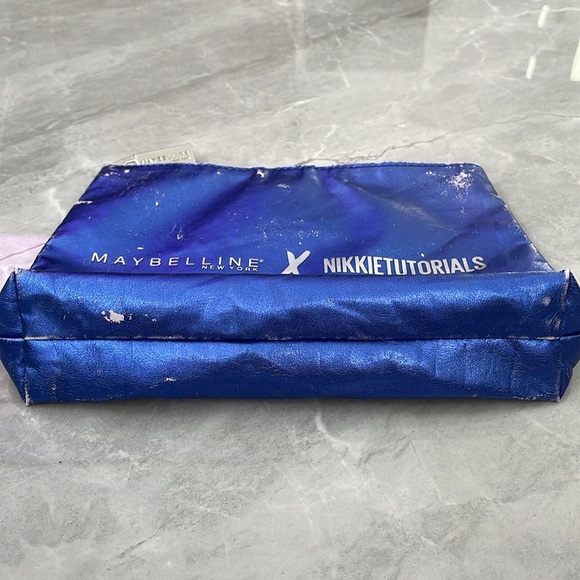 Maybelline New York x NikkieTutorials Makeup or Toiletries Bag - Picture 6 of 12